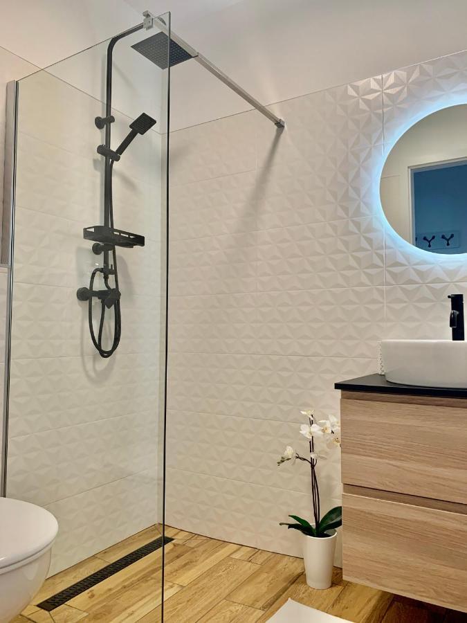 Madagascar Apartman Кестели Екстериор снимка